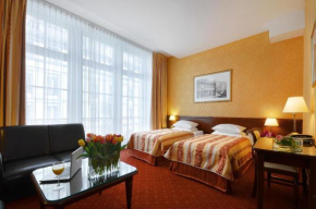 Отель Hotel Wolne Miasto Old Town Gdańsk  Гданьск